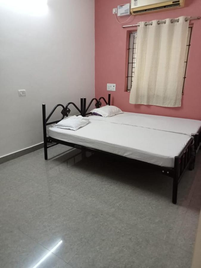 Aparthotel Allamanda Abode à Chennai Extérieur photo