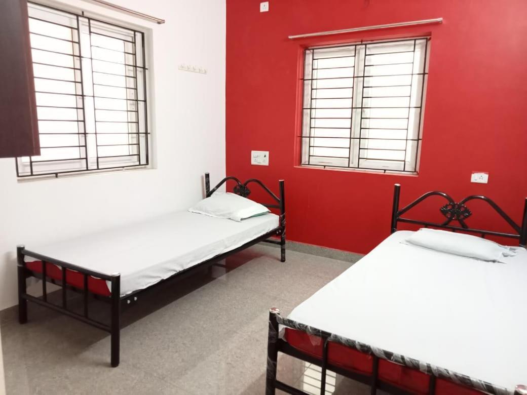 Aparthotel Allamanda Abode à Chennai Extérieur photo