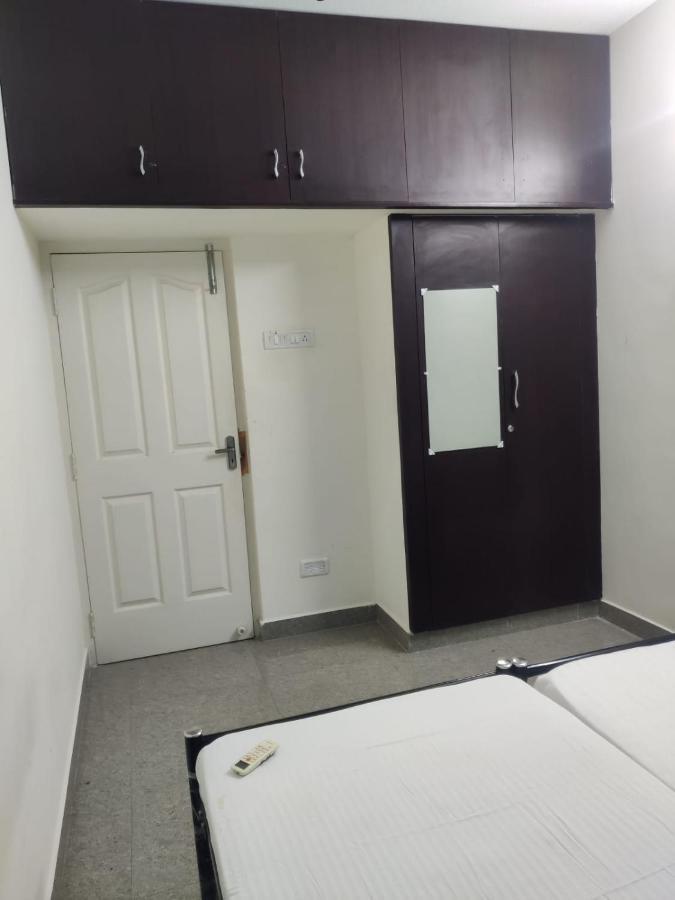 Aparthotel Allamanda Abode à Chennai Extérieur photo