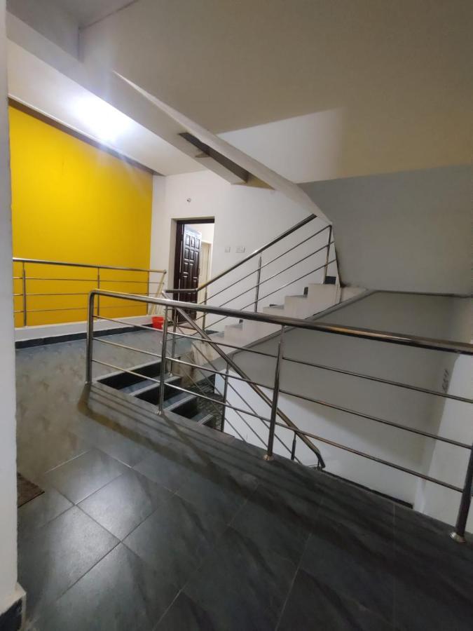 Aparthotel Allamanda Abode à Chennai Extérieur photo