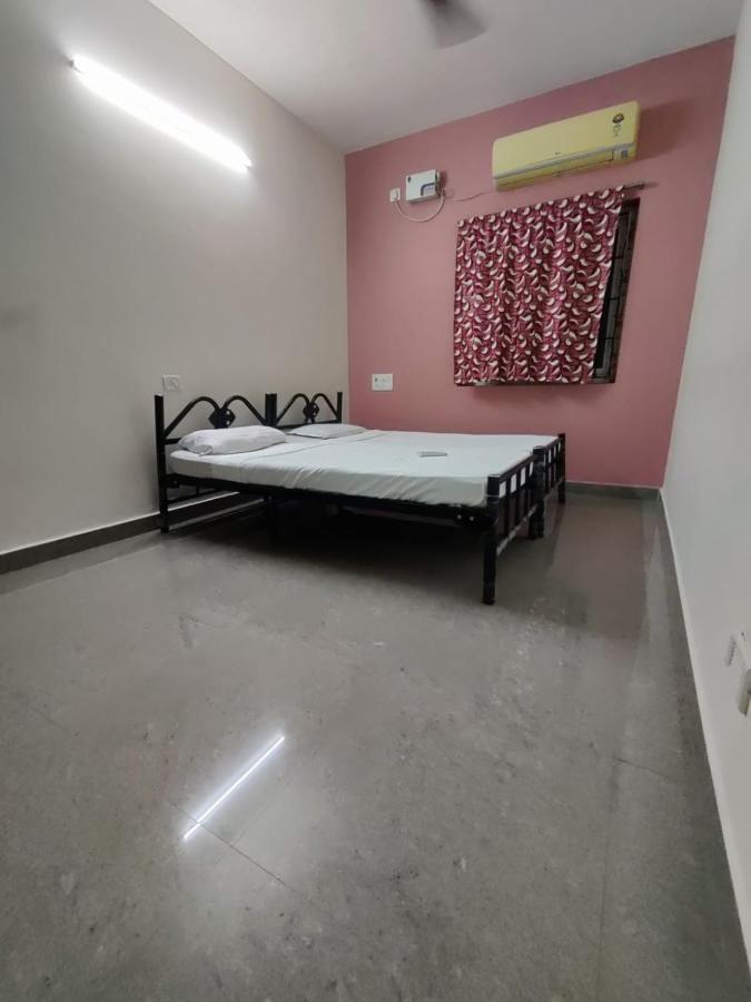 Aparthotel Allamanda Abode à Chennai Extérieur photo